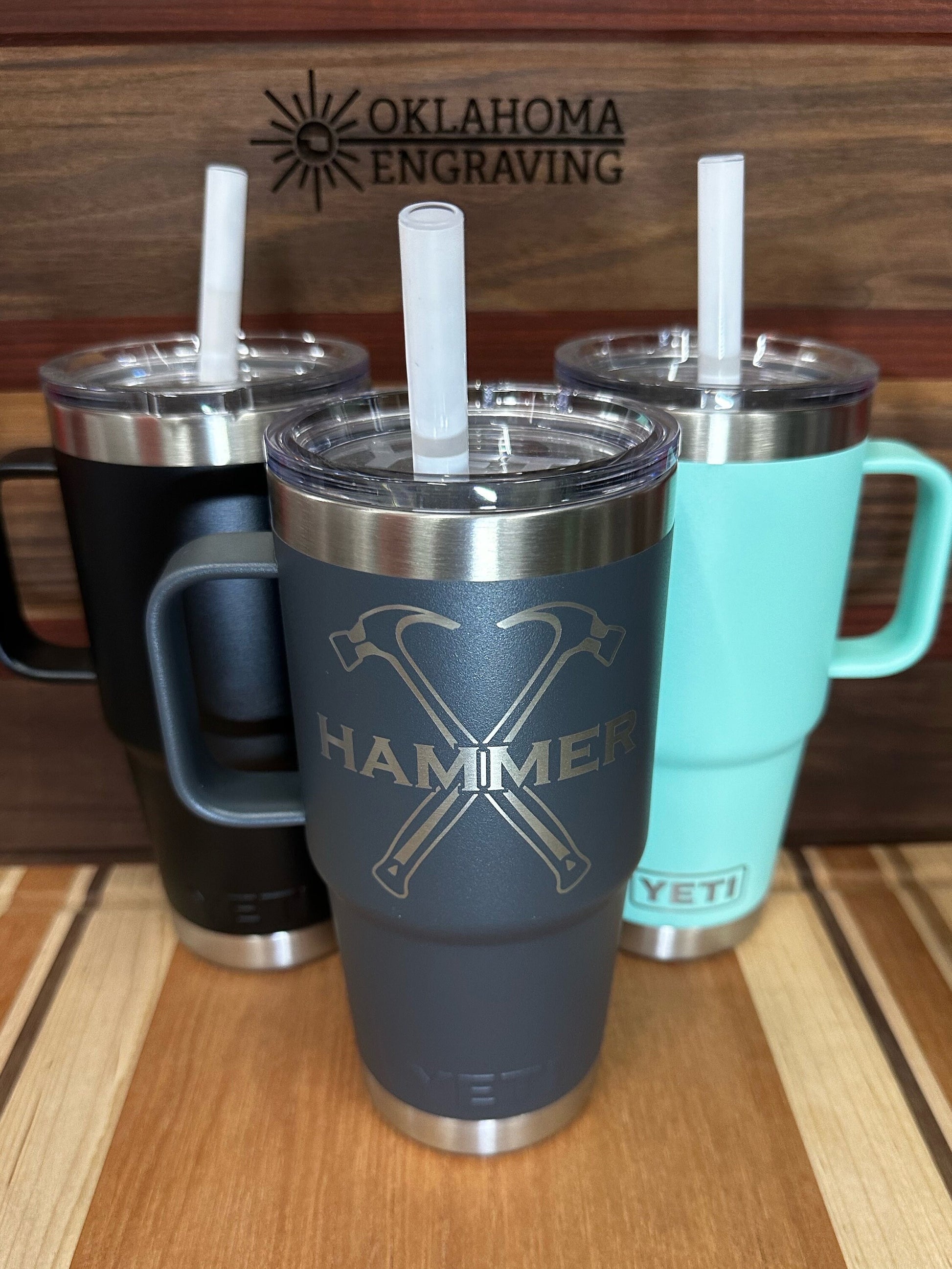 25oz Yeti w/ Straw and Handle Engraved